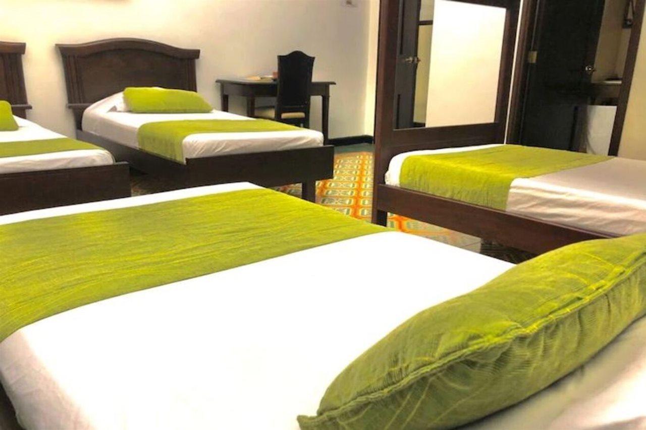 Casa Escobar Buga Hotel Ngoại thất bức ảnh