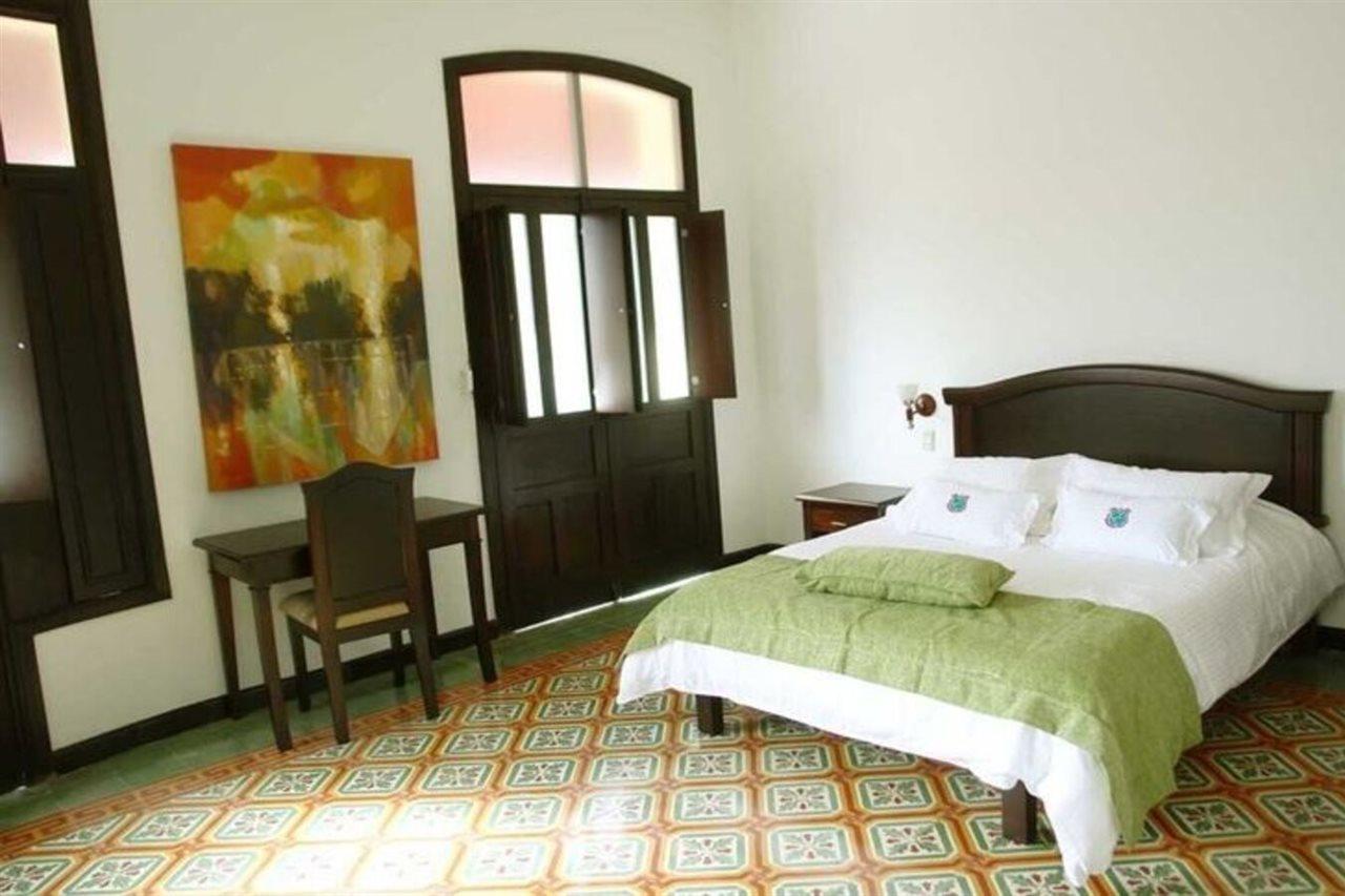 Casa Escobar Buga Hotel Ngoại thất bức ảnh