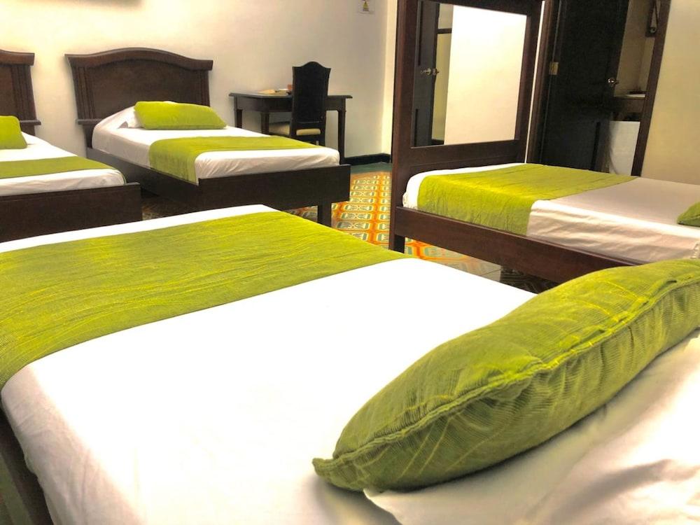 Casa Escobar Buga Hotel Ngoại thất bức ảnh
