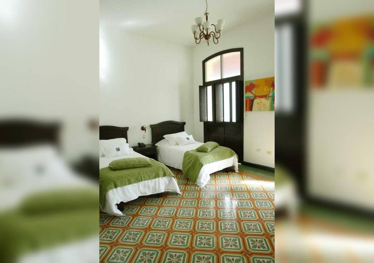 Casa Escobar Buga Hotel Ngoại thất bức ảnh