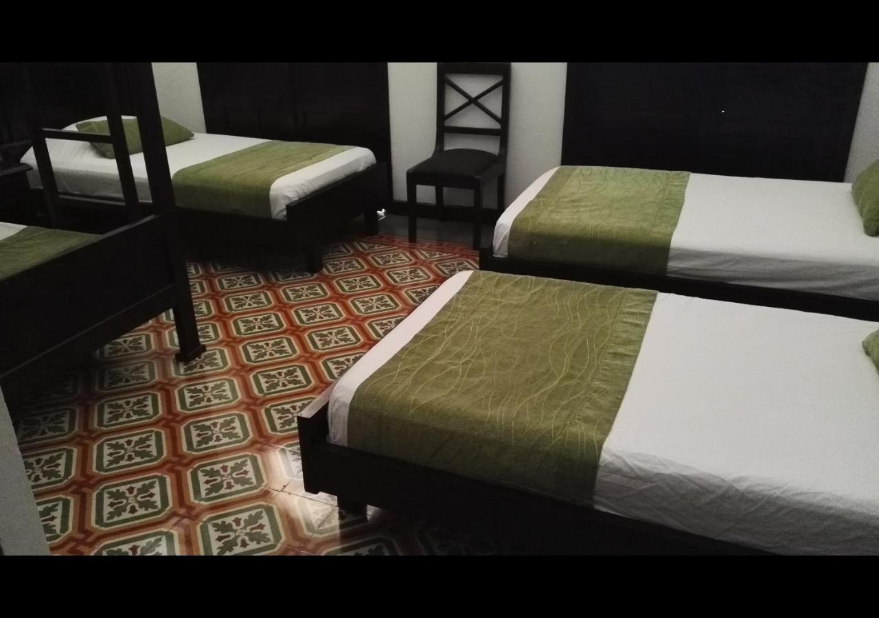 Casa Escobar Buga Hotel Ngoại thất bức ảnh